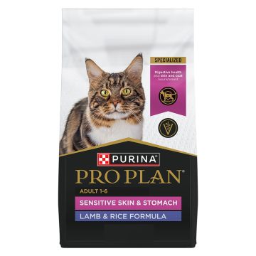 Pro Plan Adult Sensitive Skin & Stomach Lamb & Rice Formula dry cat food bag.