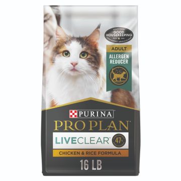 A bag of Purina Pro Plan LiveClear Chicken formula allergen reducing cat food.